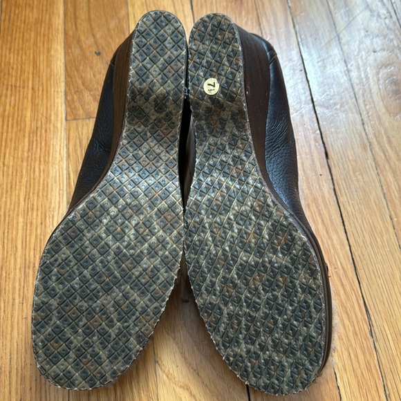 Women’s Warren Edwards size 7 1/2 NEW dark brown suede wider ballet - Picture 4 of 7